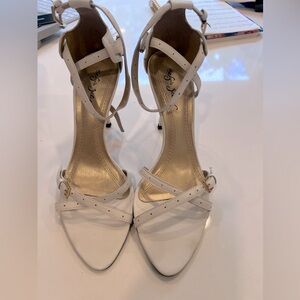 Sergio Zelcer white with gold stiletto  heel size 9